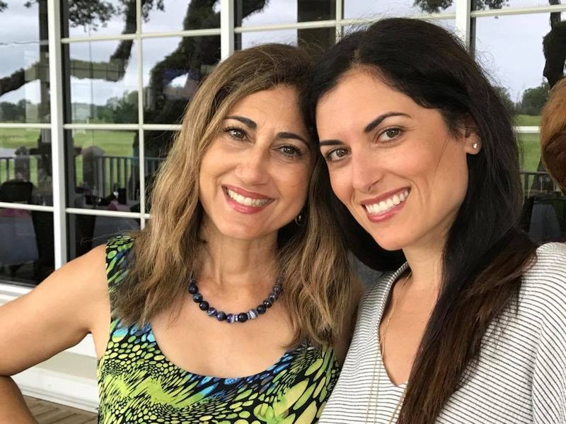 Jenna Vilardo and Theresa McIntosh of Acupuncture Associates